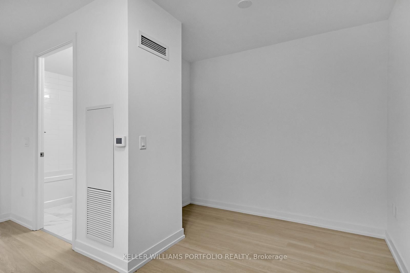 158 Front Street E, Unit 914 - Photo 4