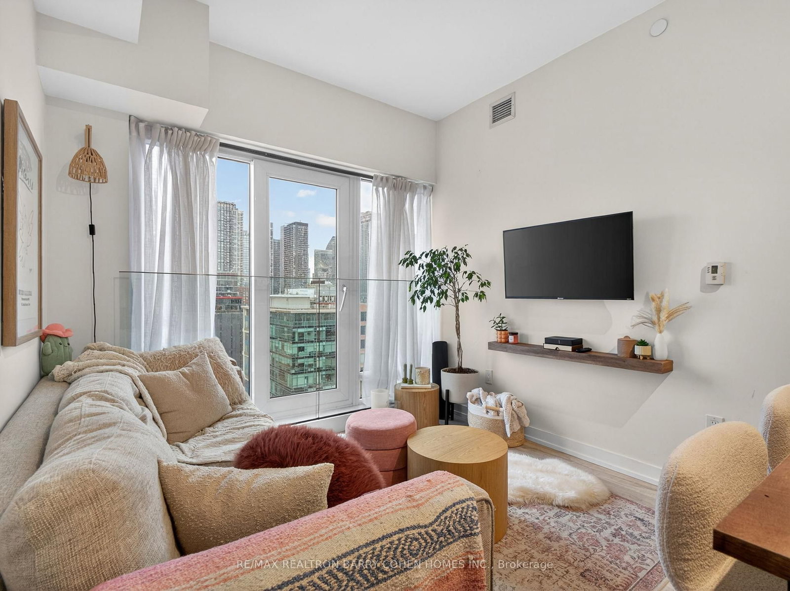 2 Augusta Avenue, Unit PH3 - Photo 6