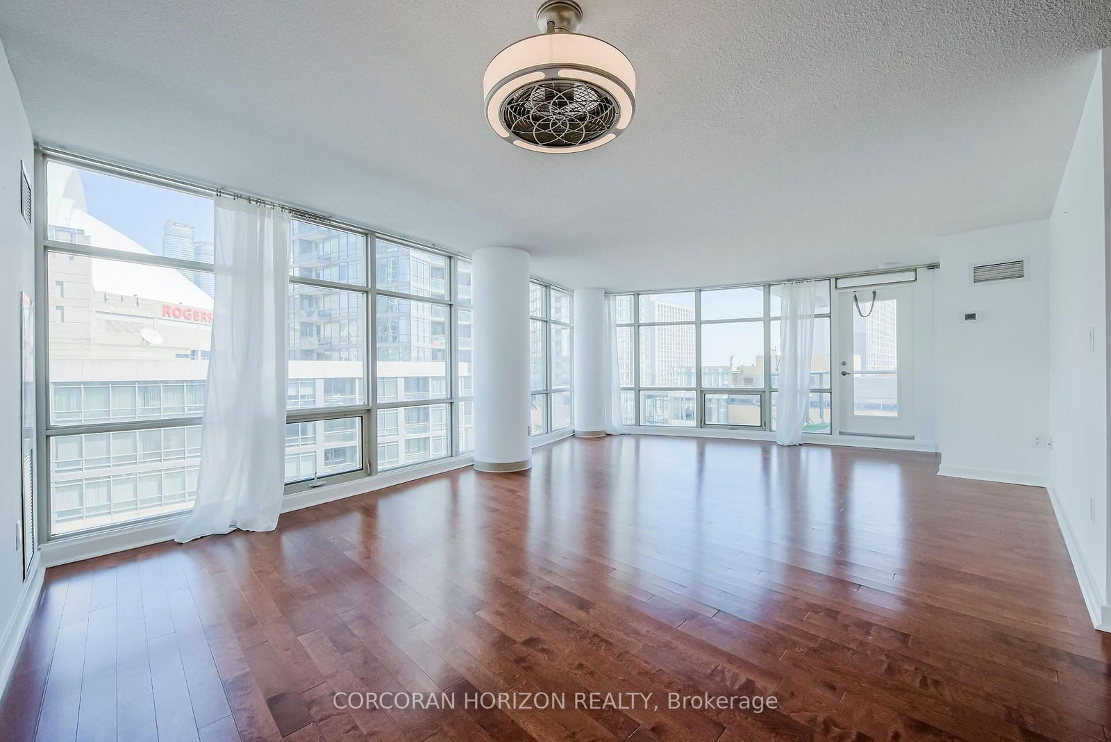 Condo for sale at 609-10 Navy Wharf Court, Toronto, Ontario, M5V 3V2 - Waterfront Communities C1 - MLS: C13003998