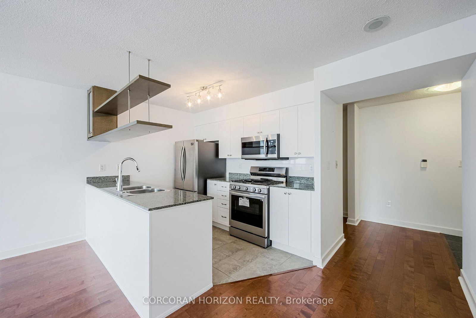 Condo for sale at 609-10 Navy Wharf Court, Toronto, Ontario, M5V 3V2 - Waterfront Communities C1 - MLS: C13003998