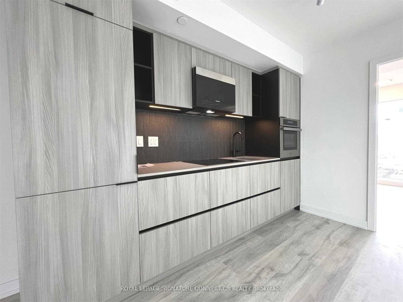 1203 - 2 Augusta Ave, Toronto, M5V 0T3 | Image 3