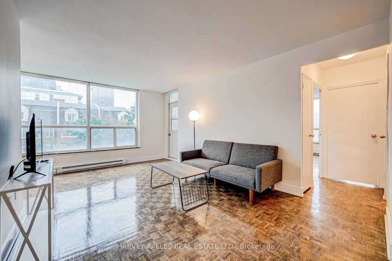 701 - 133 Erskine Ave, Toronto, M4P 1Y8 | Image 2