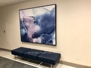 250 Wellington Street W, Unit 729 - Photo 4