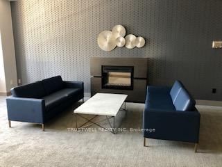 250 Wellington Street W, Unit 729 - Photo 8