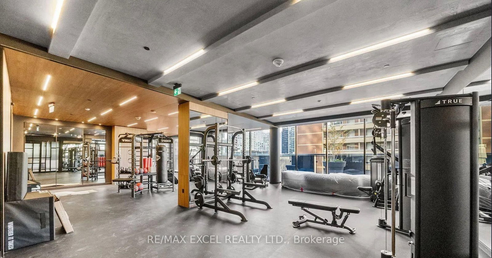 55 Charles Street E, Unit 3508 - Photo 11