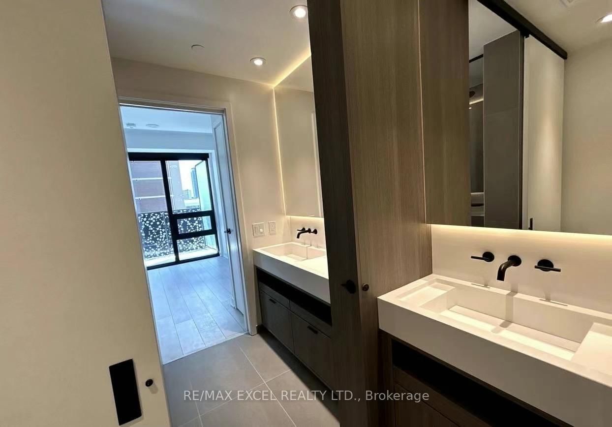 55 Charles Street E, Unit 3508 - Photo 9