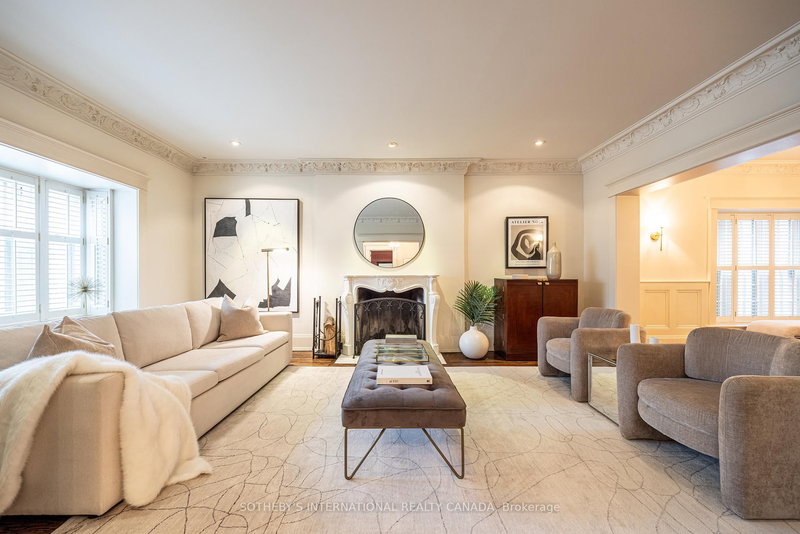 254 Russell Hill Rd, Toronto, M4V 2T2 | Image 3