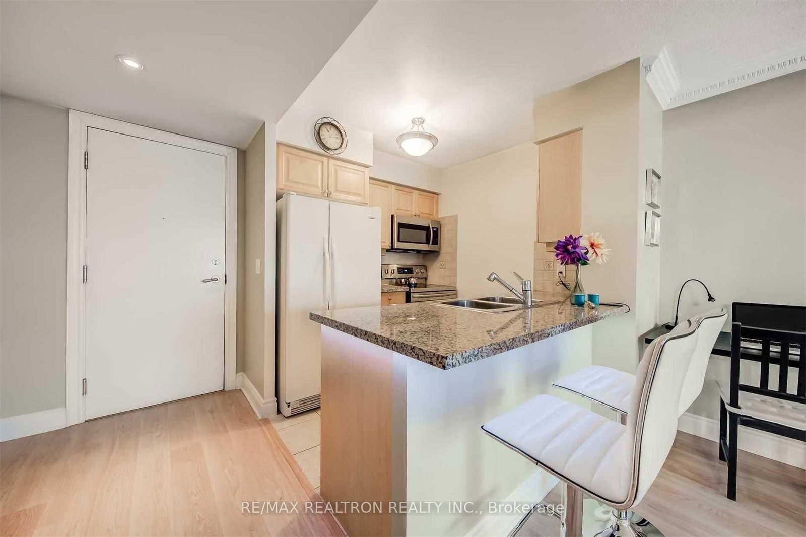 15 Greenview Avenue, Unit 1310 - Photo 13