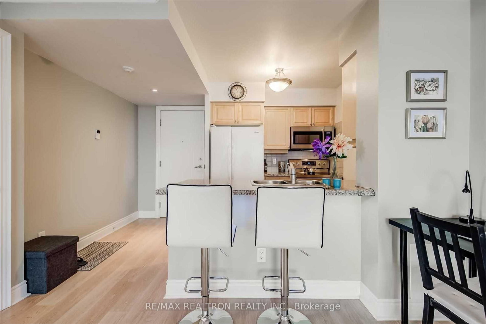 15 Greenview Avenue, Unit 1310 - Photo 17