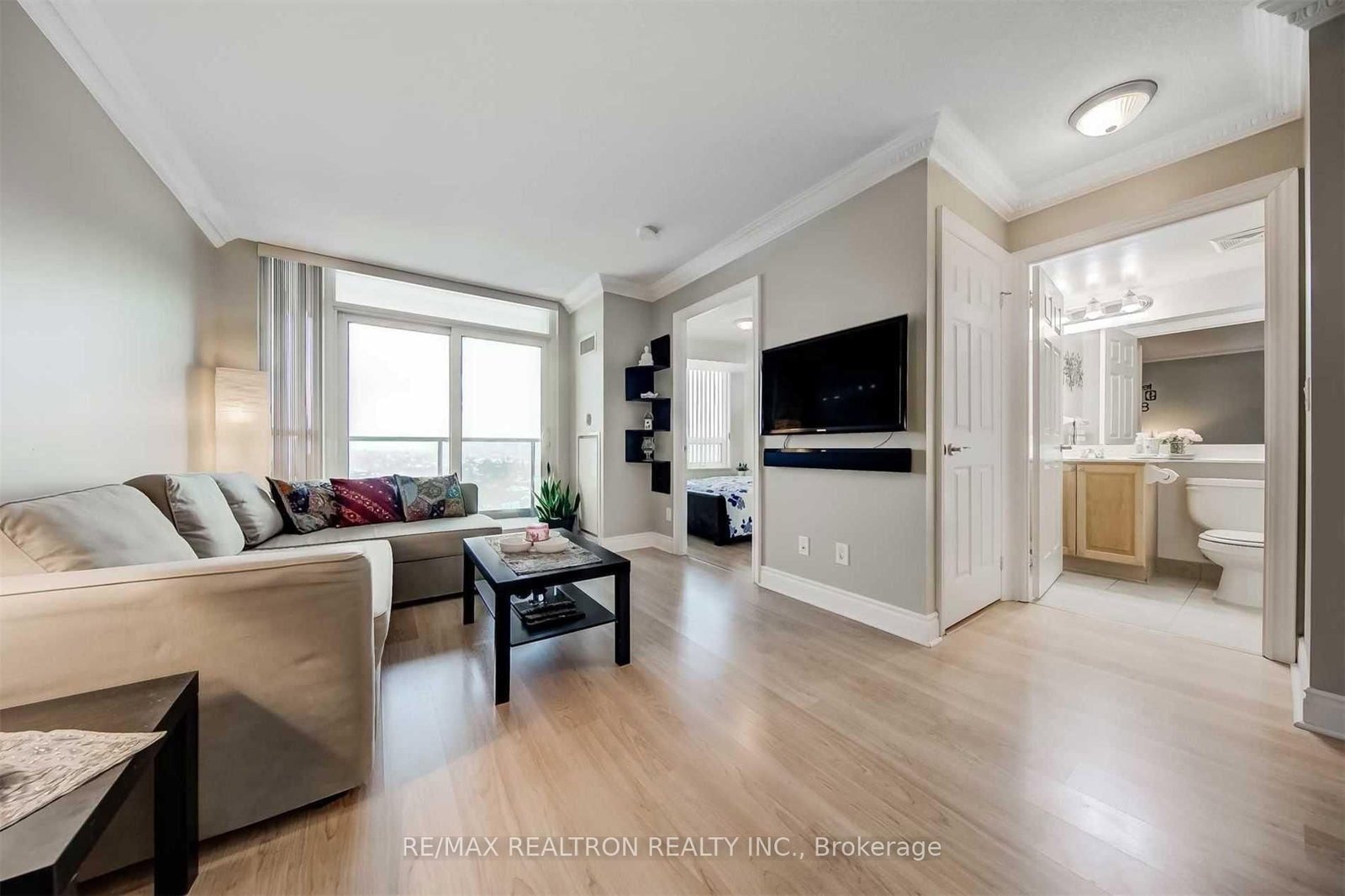 15 Greenview Avenue, Unit 1310 - Photo 6