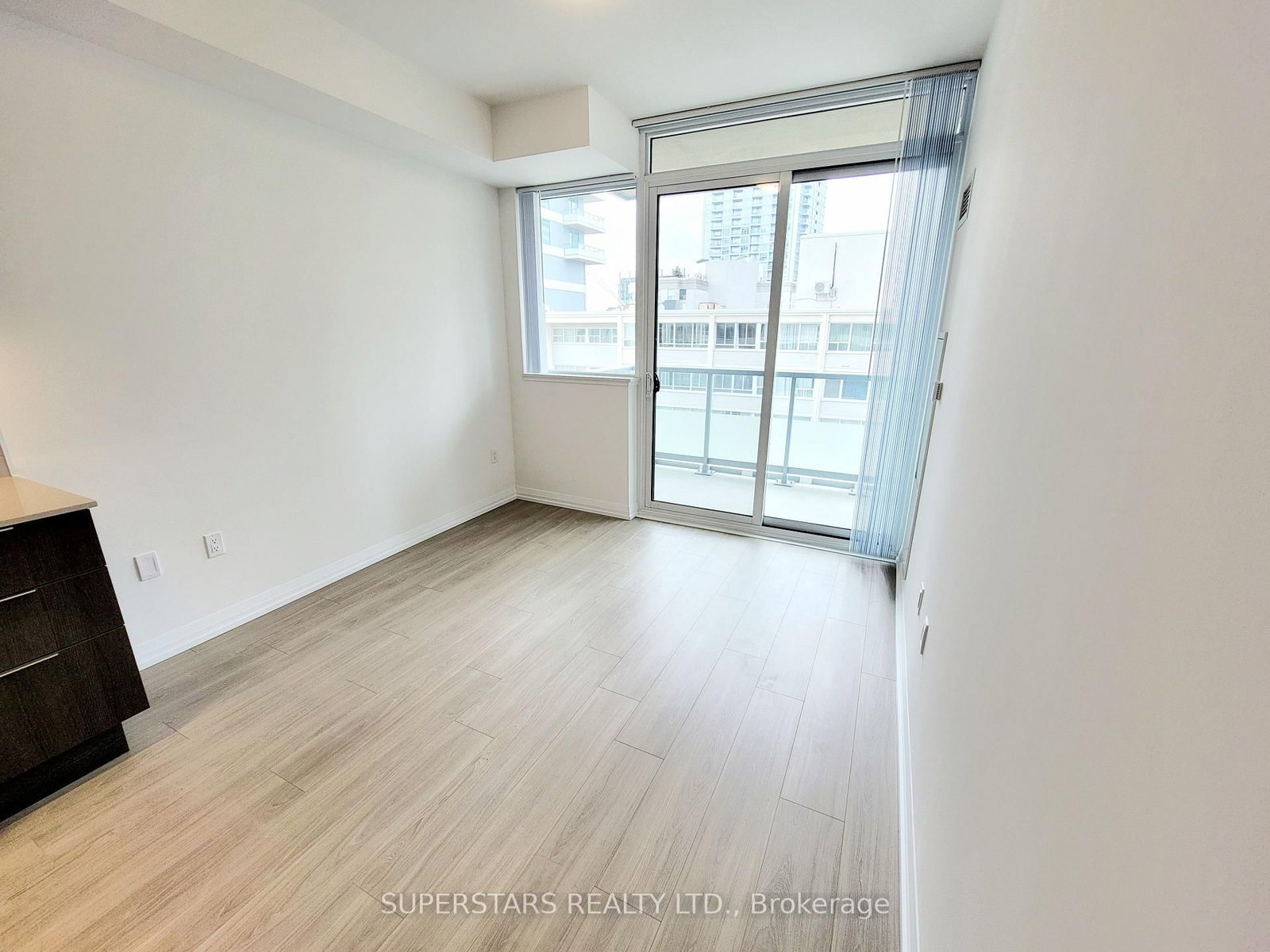 50 Dunfield Avenue, Unit 1215 - Photo 10