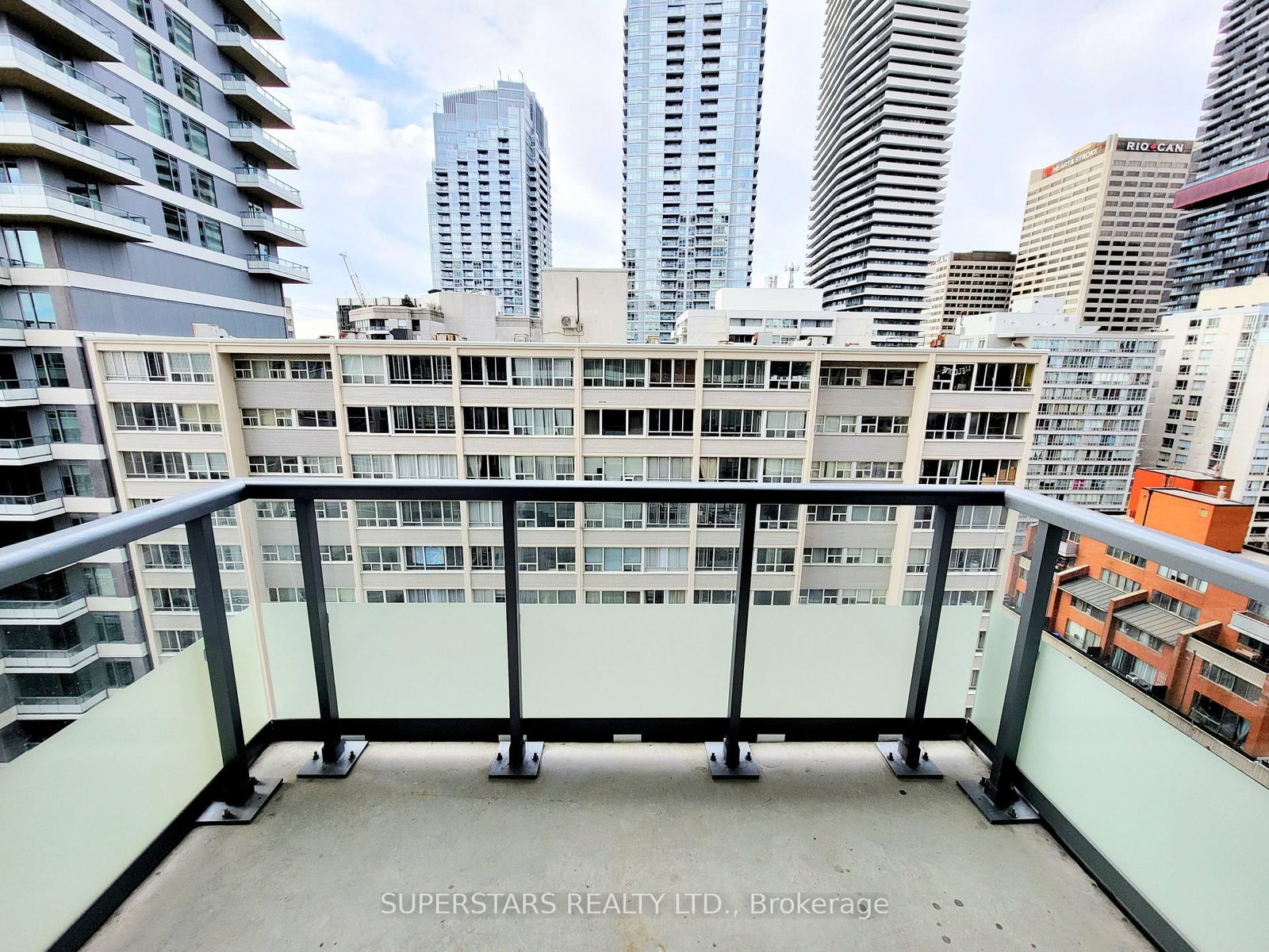 50 Dunfield Avenue, Unit 1215 - Photo 17