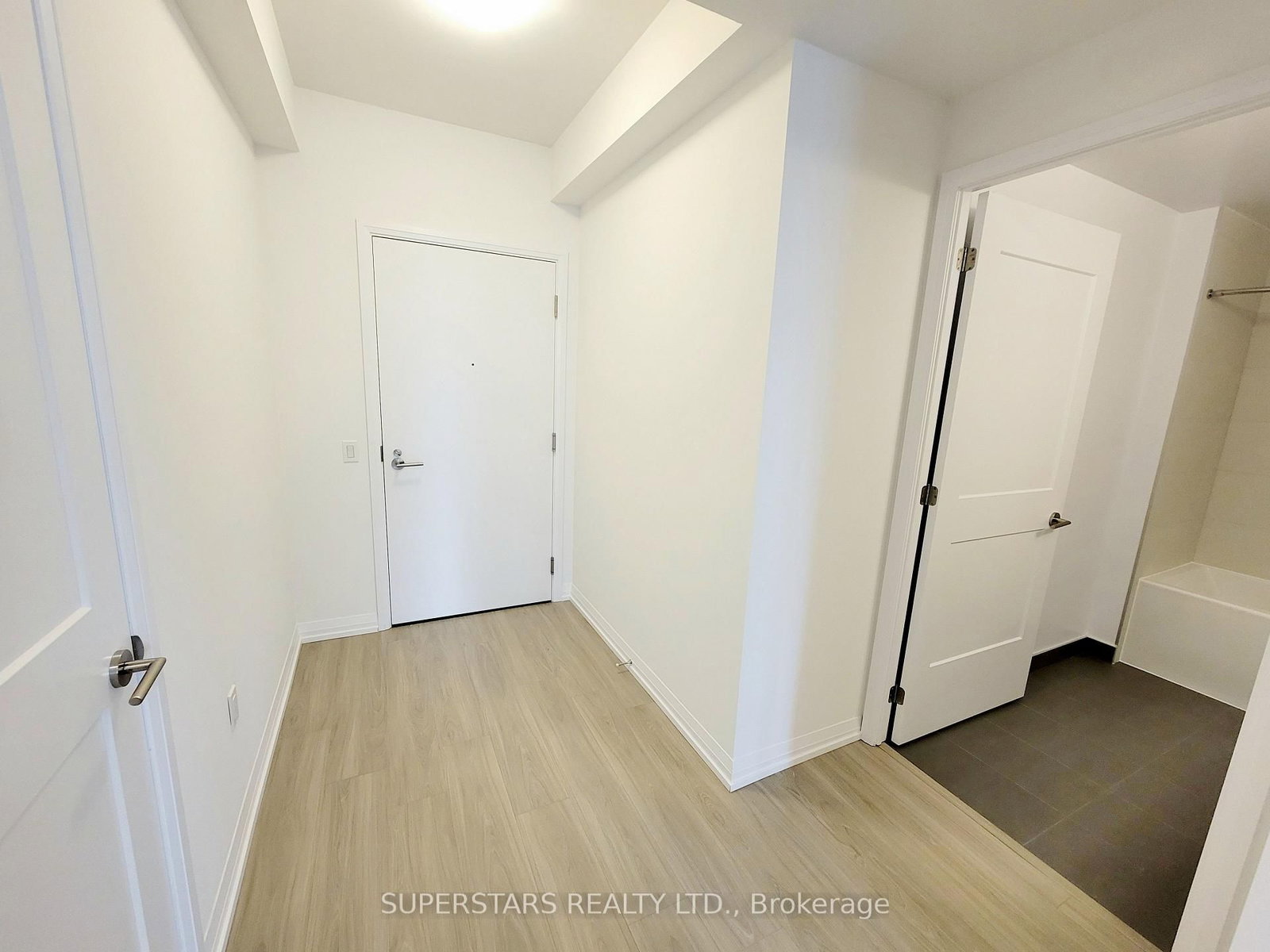 50 Dunfield Avenue, Unit 1215 - Photo 5