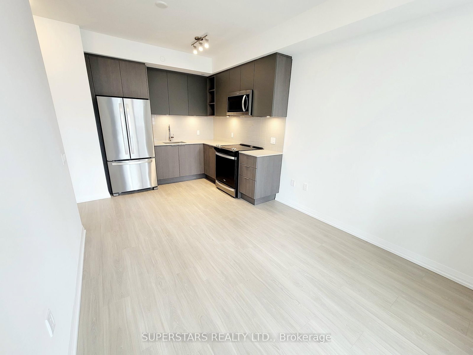50 Dunfield Avenue, Unit 1215 - Photo 9