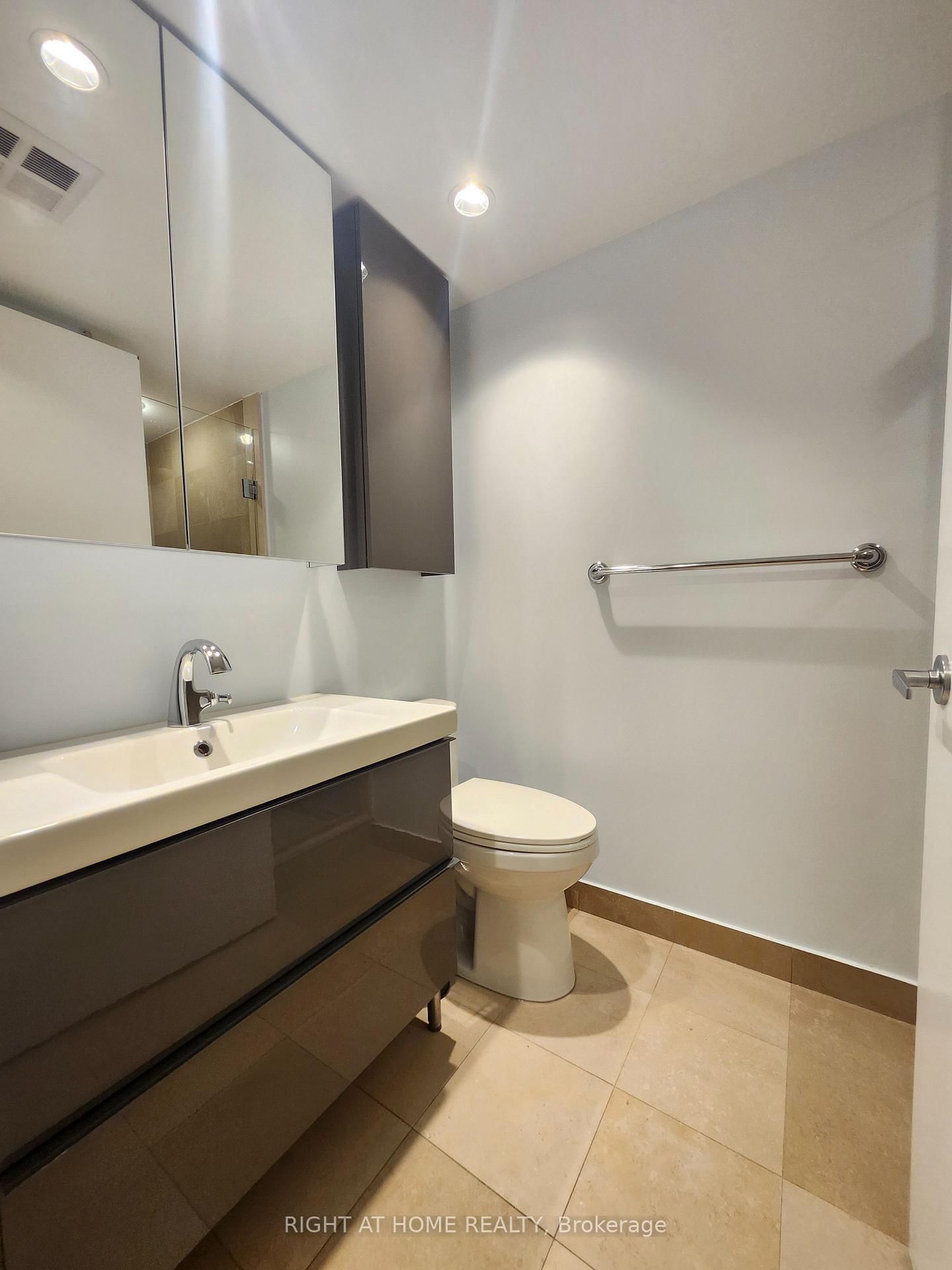 8 York Street, Unit 1912 - Photo 21