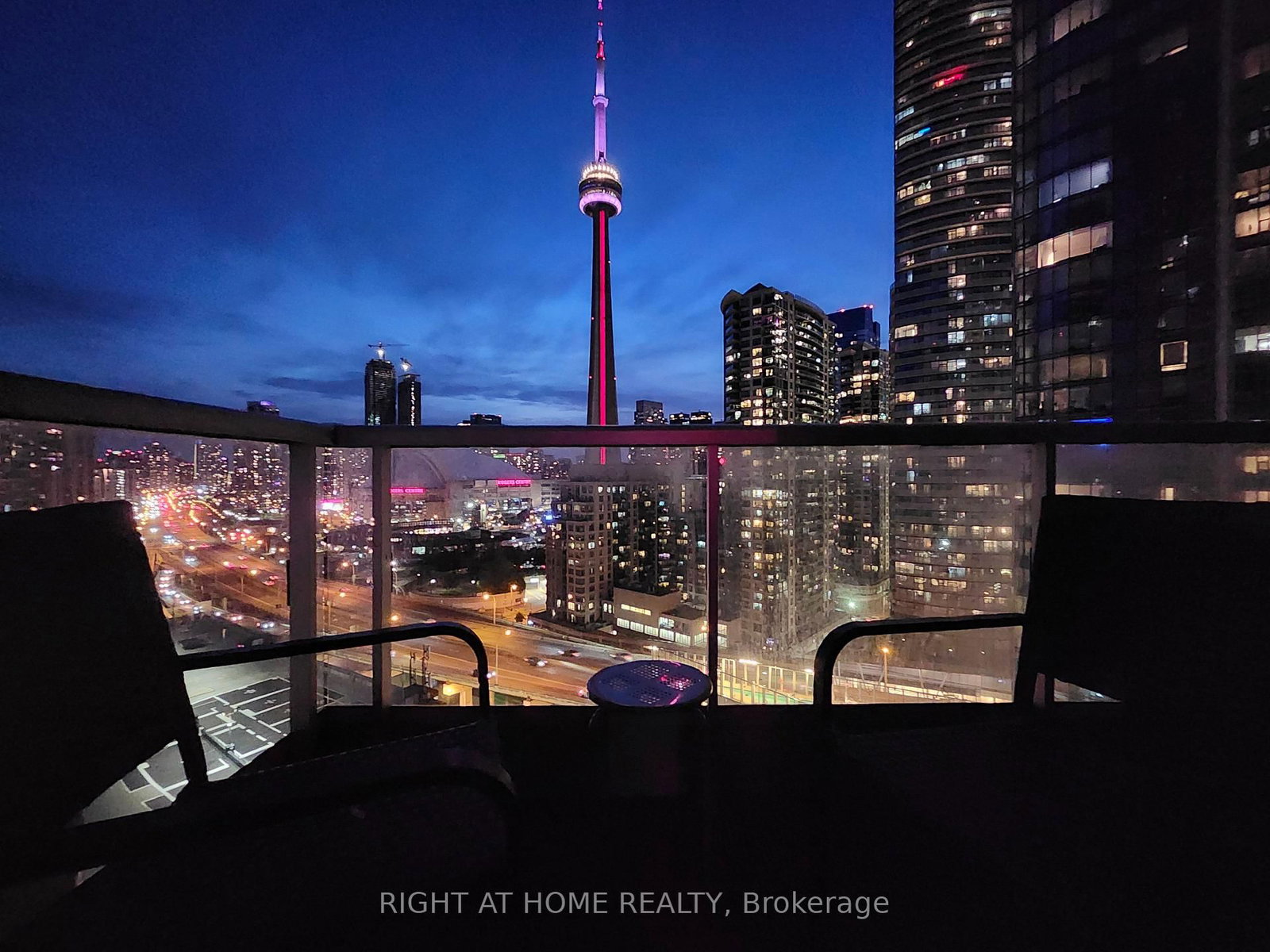 Condo for sale at 1912-8 York Street, Toronto, Ontario, M5J 2Y2 - Waterfront Communities C1 - MLS: C13004738