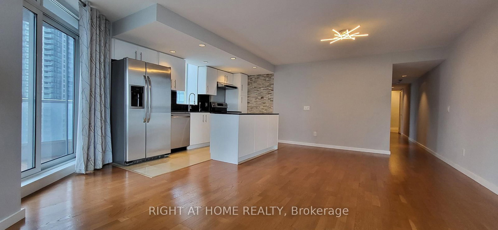 Condo for sale at 1912-8 York Street, Toronto, Ontario, M5J 2Y2 - Waterfront Communities C1 - MLS: C13004738