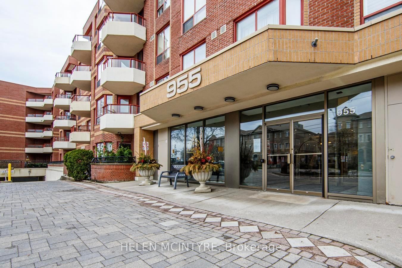 955 Millwood Road, Unit 222 - Photo 9