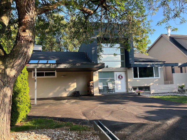 90 Berkinshaw Crescent