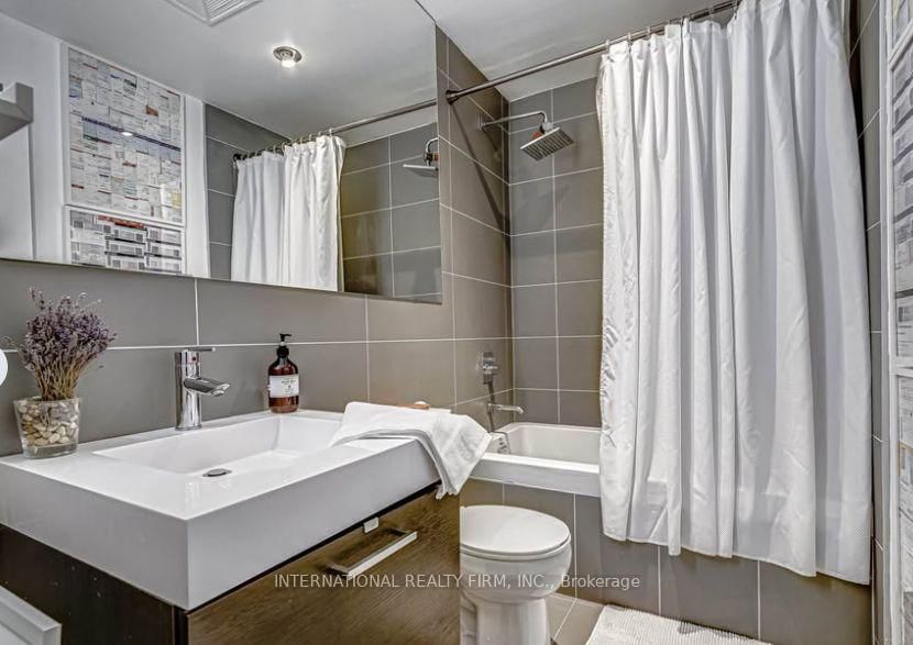 318 King Street E, Unit 301 - Photo 10