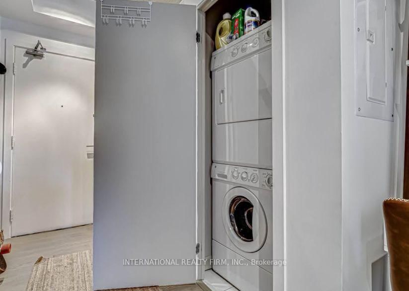 318 King Street E, Unit 301 - Photo 14