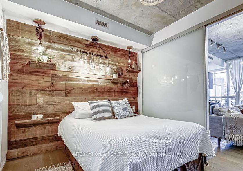 318 King Street E, Unit 301 - Photo 6