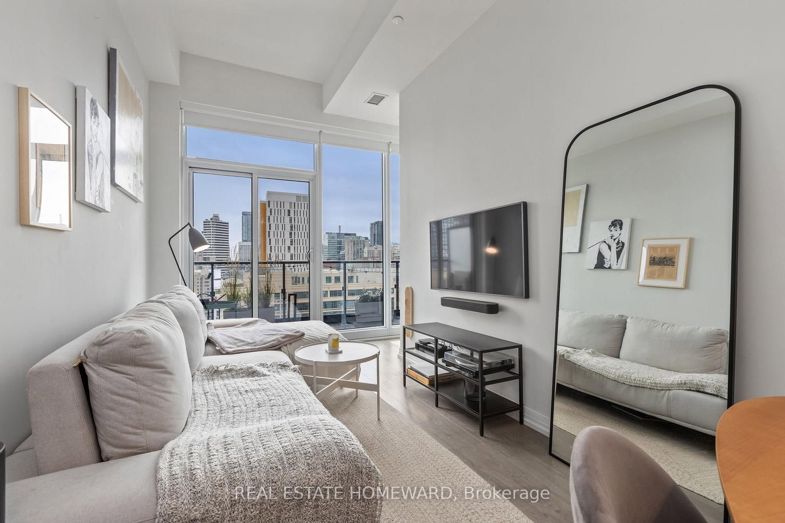 251 Jarvis Street, Unit 2006 - Photo 8