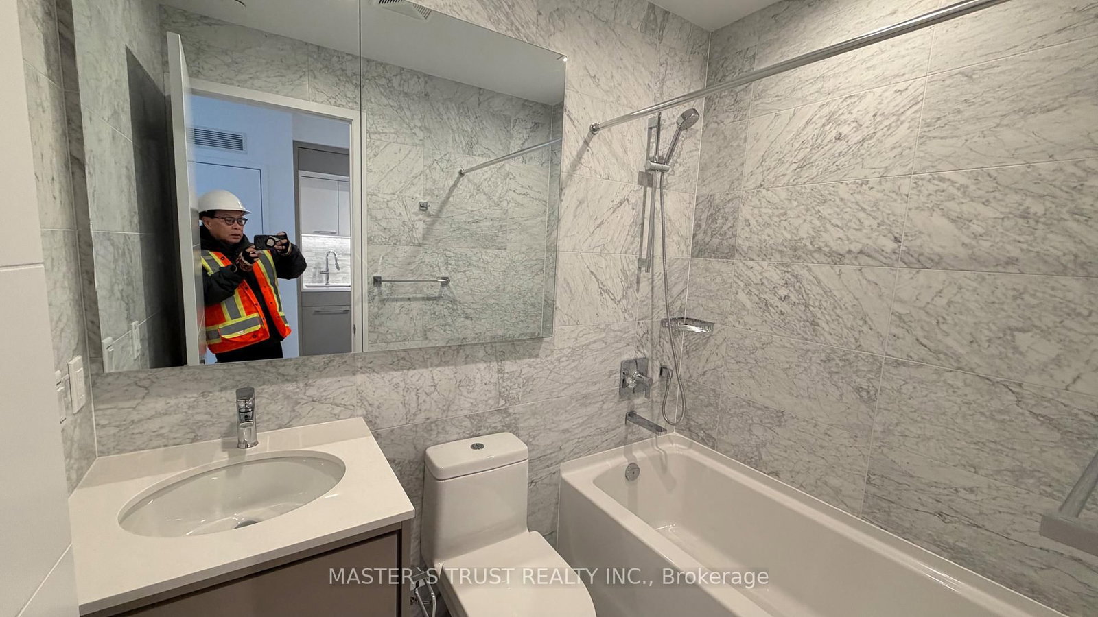 29 Green Trail Court, Unit 505 - Photo 18