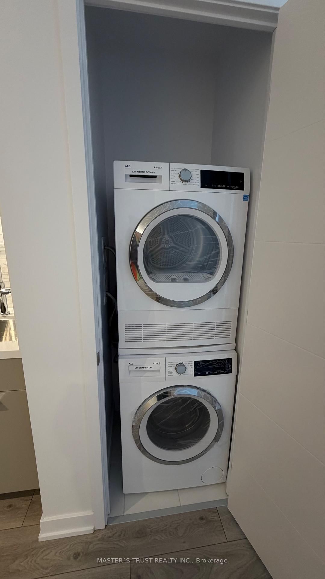 29 Green Trail Court, Unit 505 - Photo 8