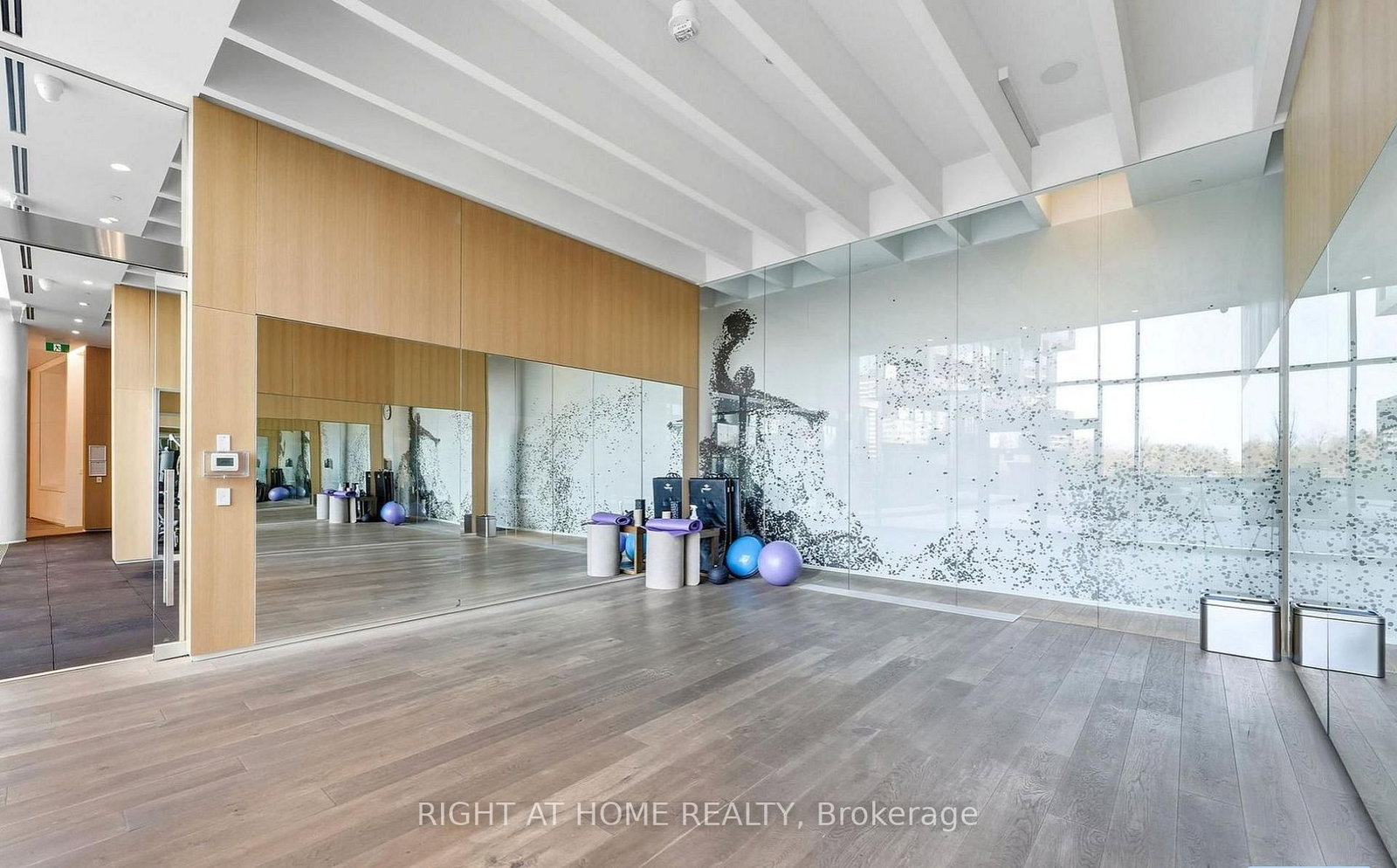 5 Soudan Avenue, Unit 617 - Photo 23