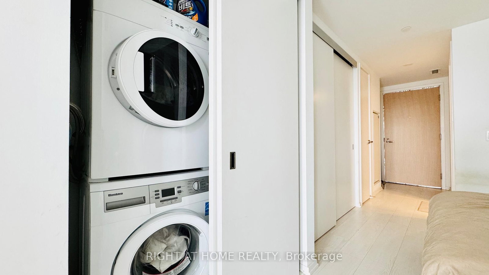 5 Soudan Avenue, Unit 617 - Photo 9