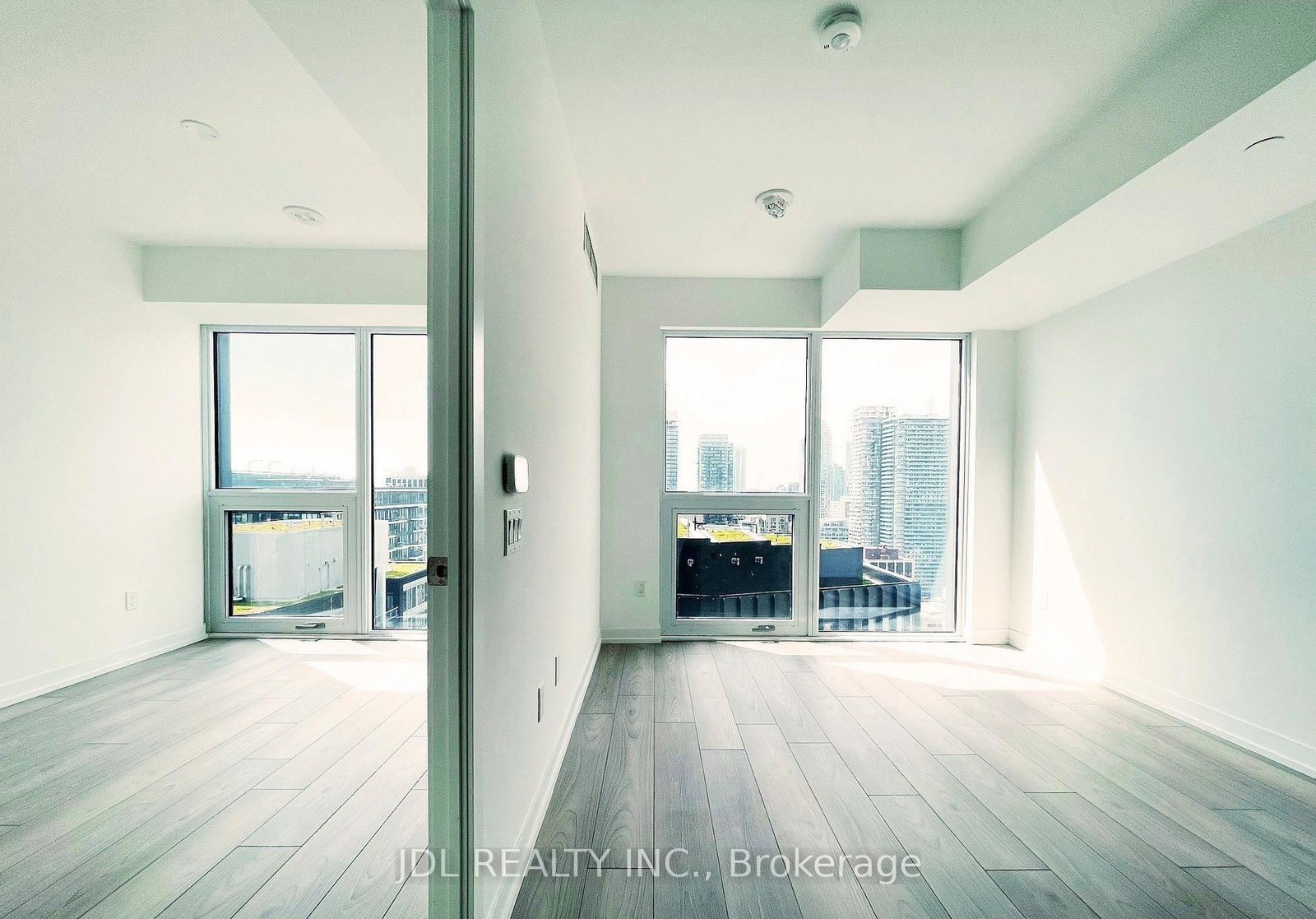 82 Dalhousie Street, Unit 3305 - Photo 2