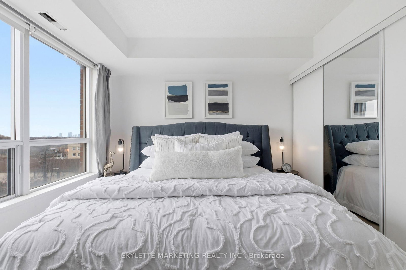 801 Sheppard Avenue W, Unit 701 - Photo 20