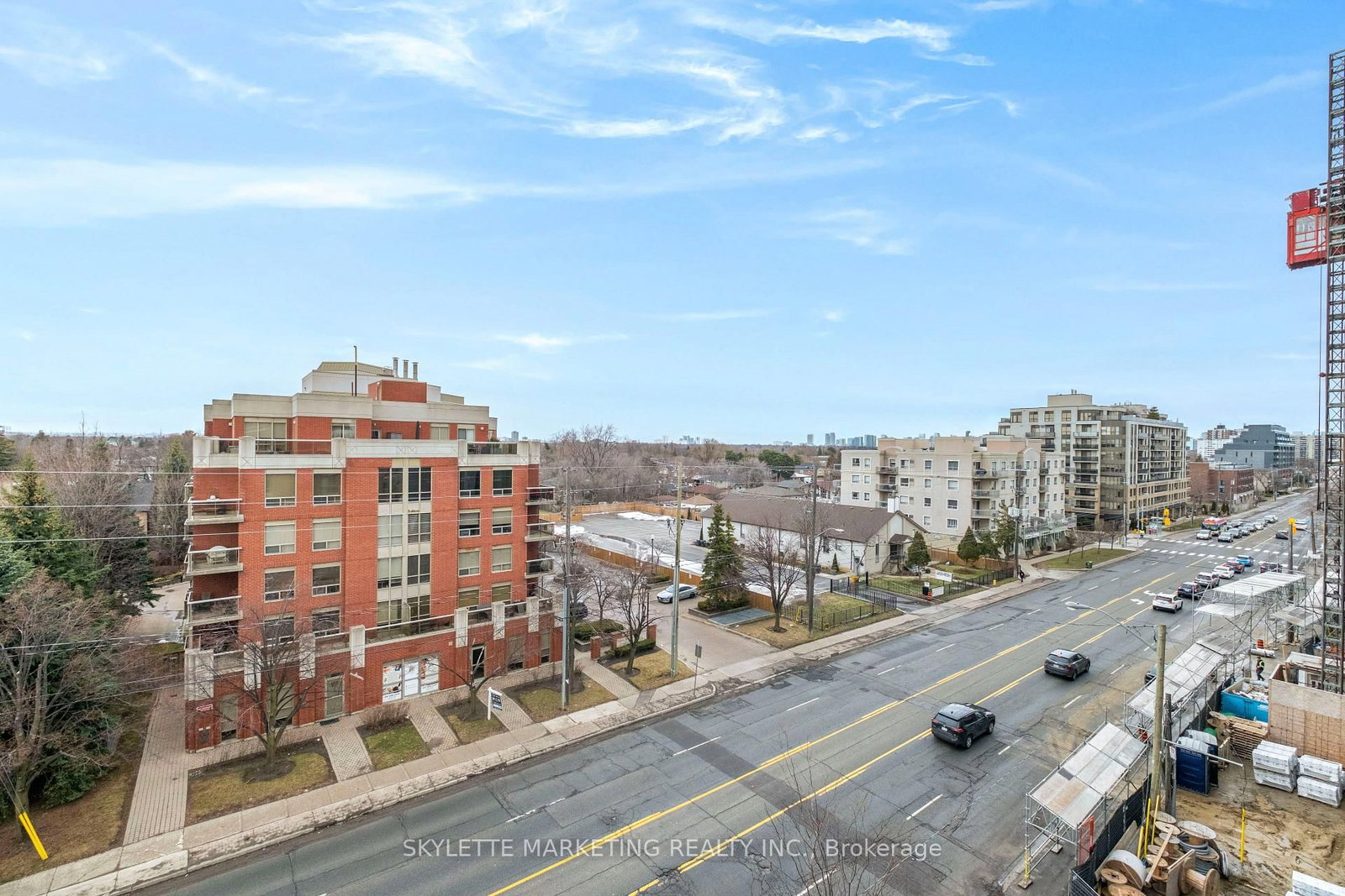 801 Sheppard Avenue W, Unit 701 - Photo 27