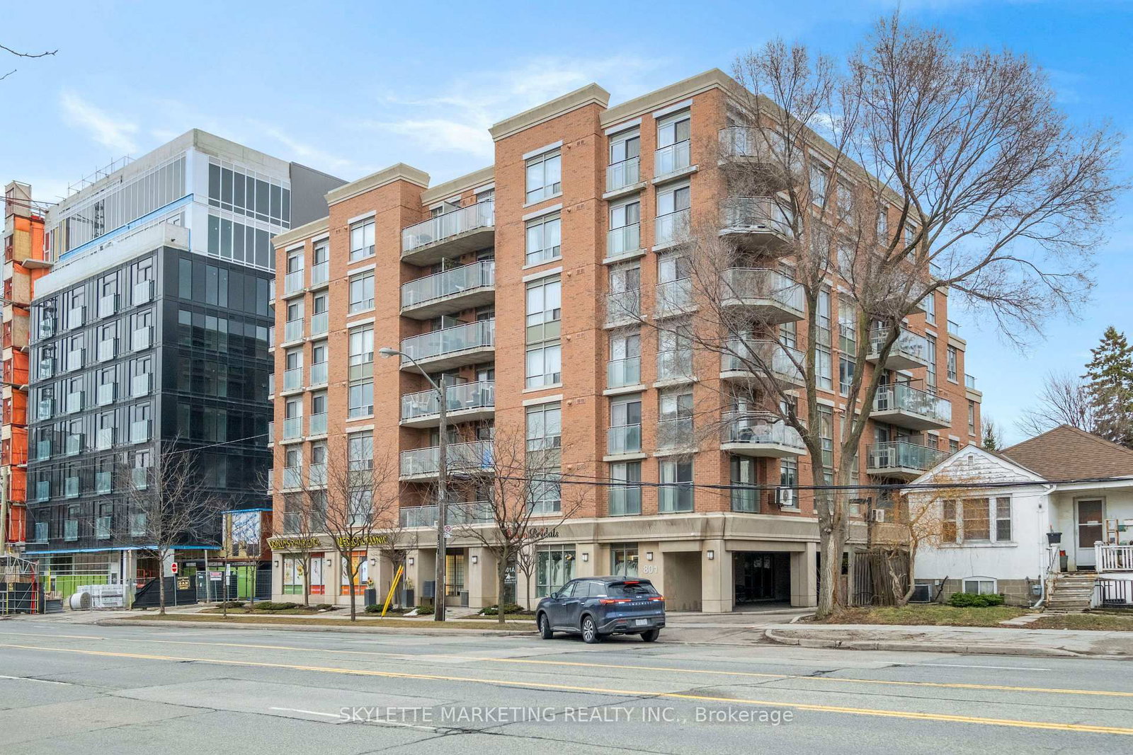 801 Sheppard Avenue W, Unit 701 - Photo 29