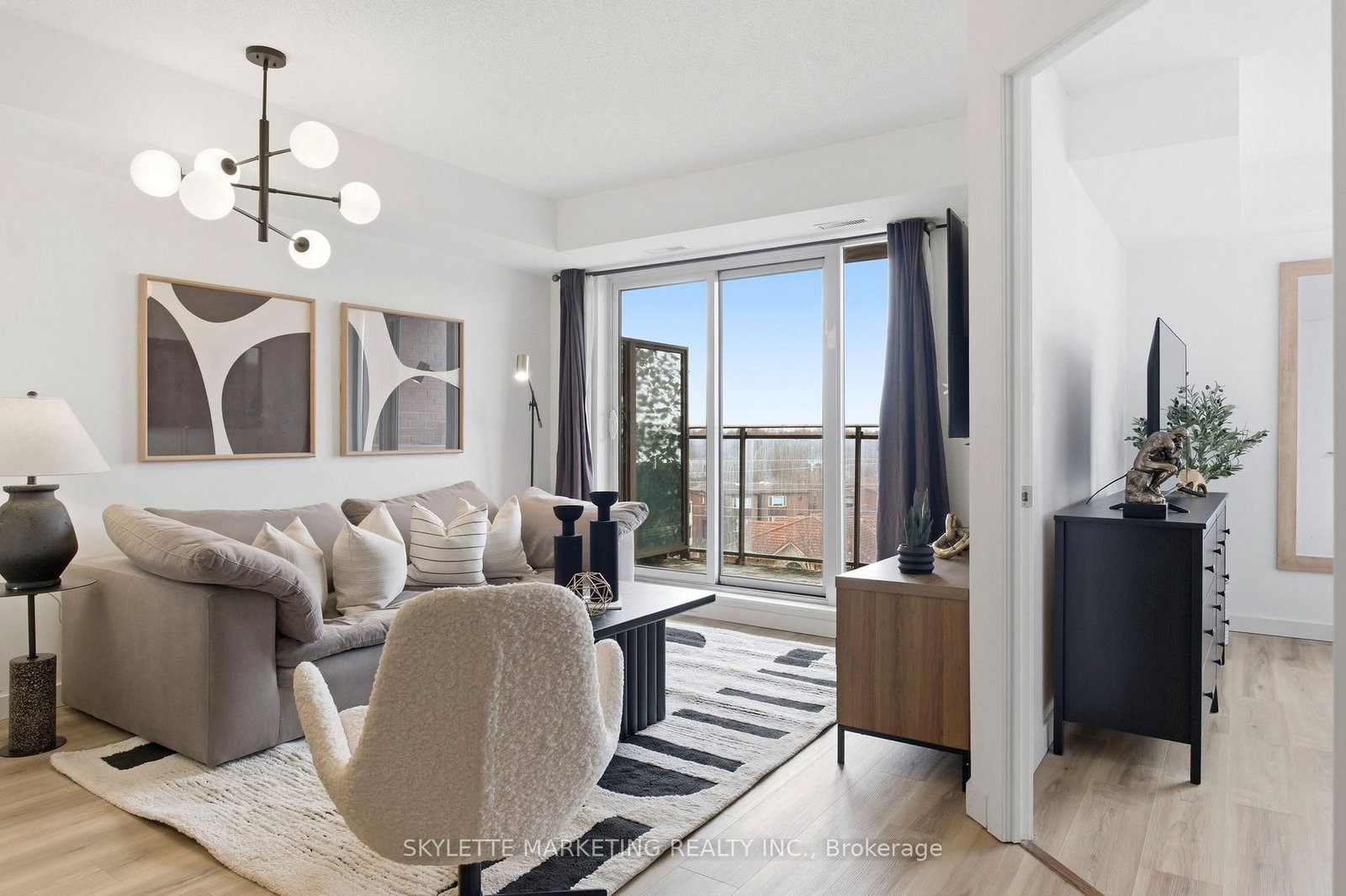 801 Sheppard Avenue W, Unit 701 - Photo 9