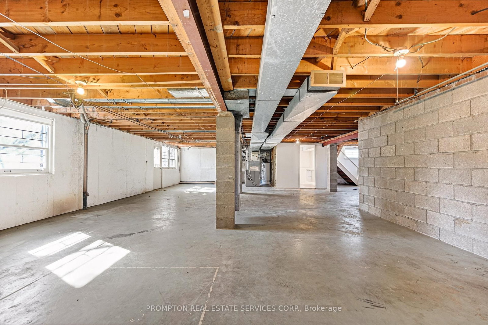 Detached House for sale at 81 Maxome Avenue, Toronto, Ontario, M2M 3K2 - Newtonbrook East - MLS: C13005014