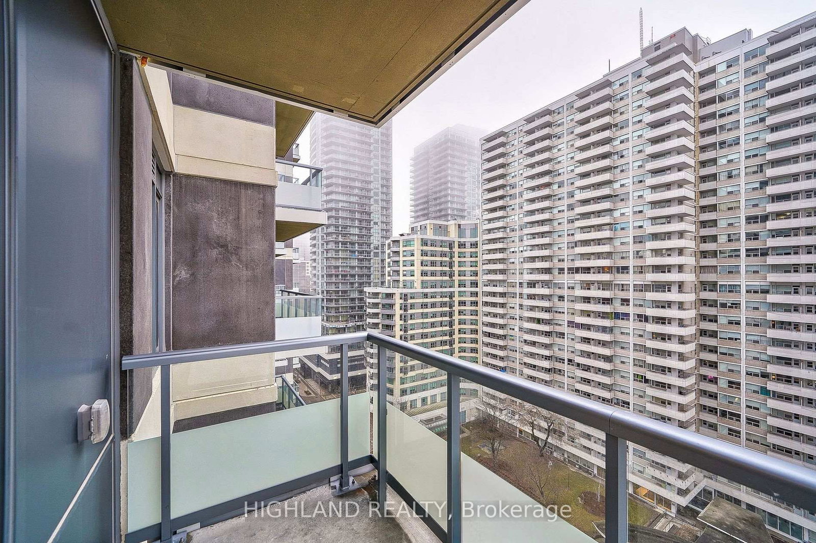 50 Dunfield Avenue, Unit 1612 - Photo 12