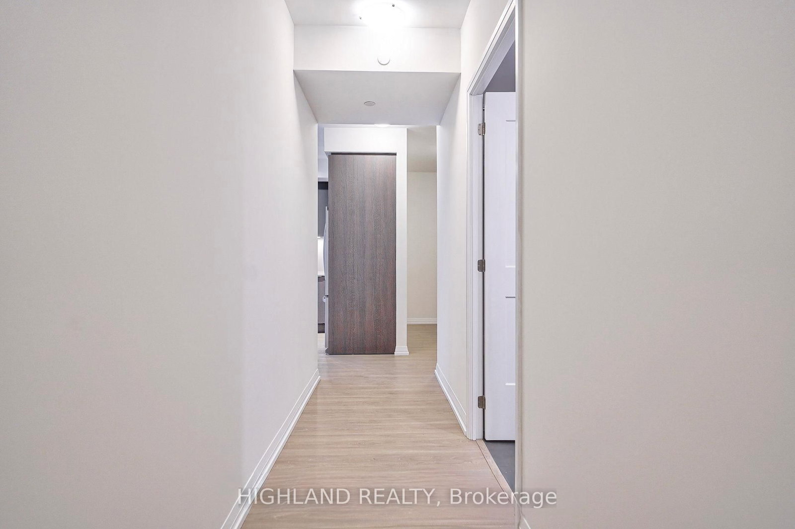 50 Dunfield Avenue, Unit 1612 - Photo 2