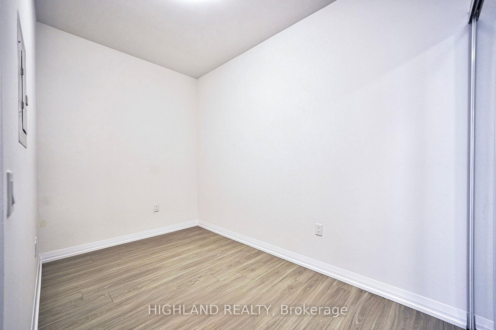 50 Dunfield Avenue, Unit 1612 - Photo 3