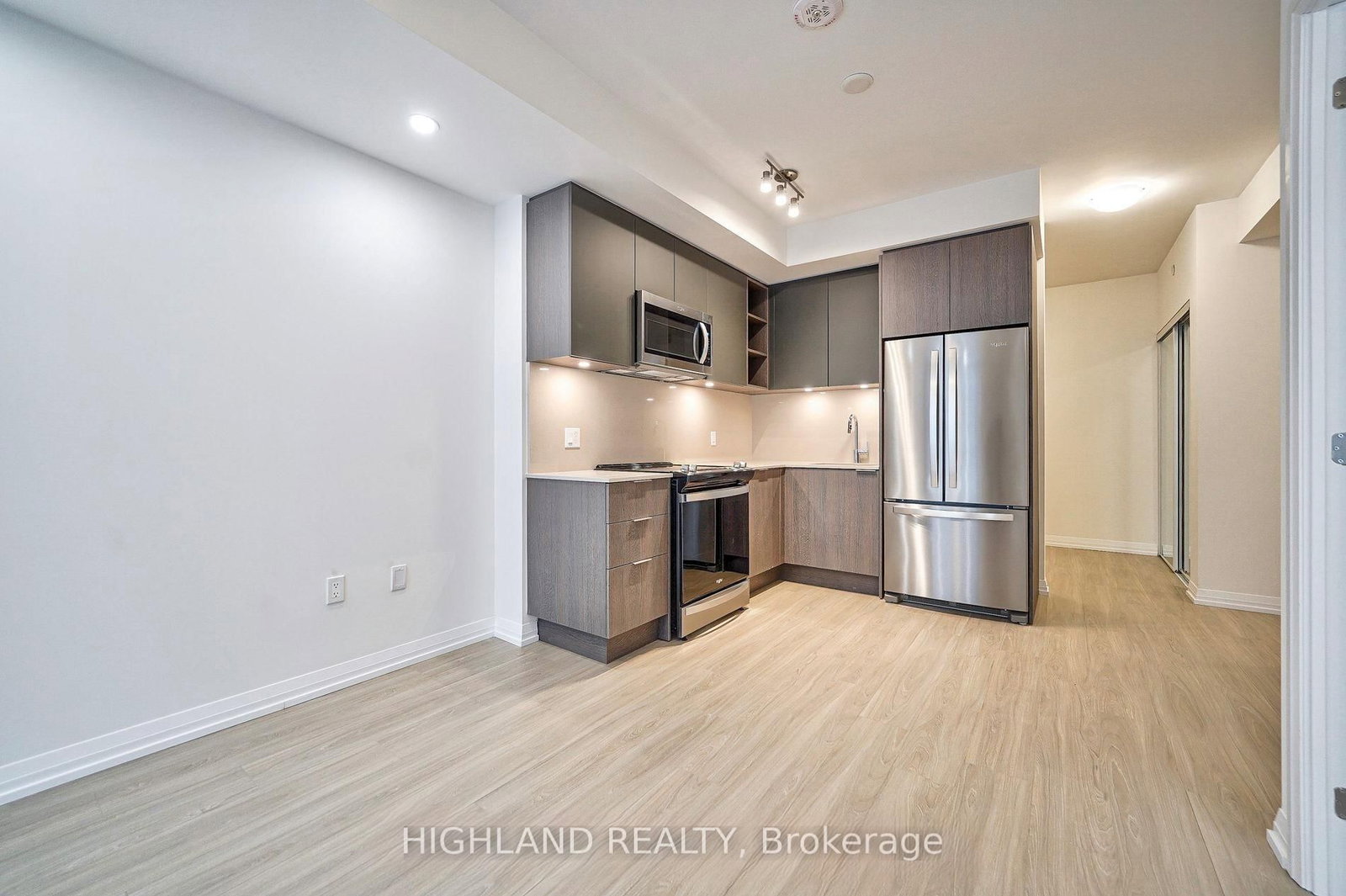 50 Dunfield Avenue, Unit 1612 - Photo 5