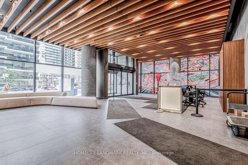 home for lease on 507-161 Roehampton Avenue