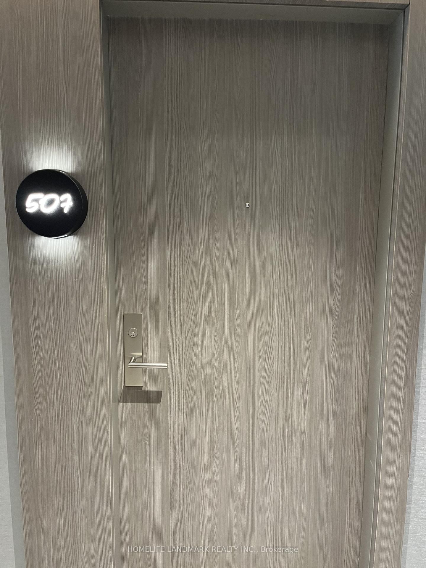 161 Roehampton Avenue, Unit 507 - Photo 2