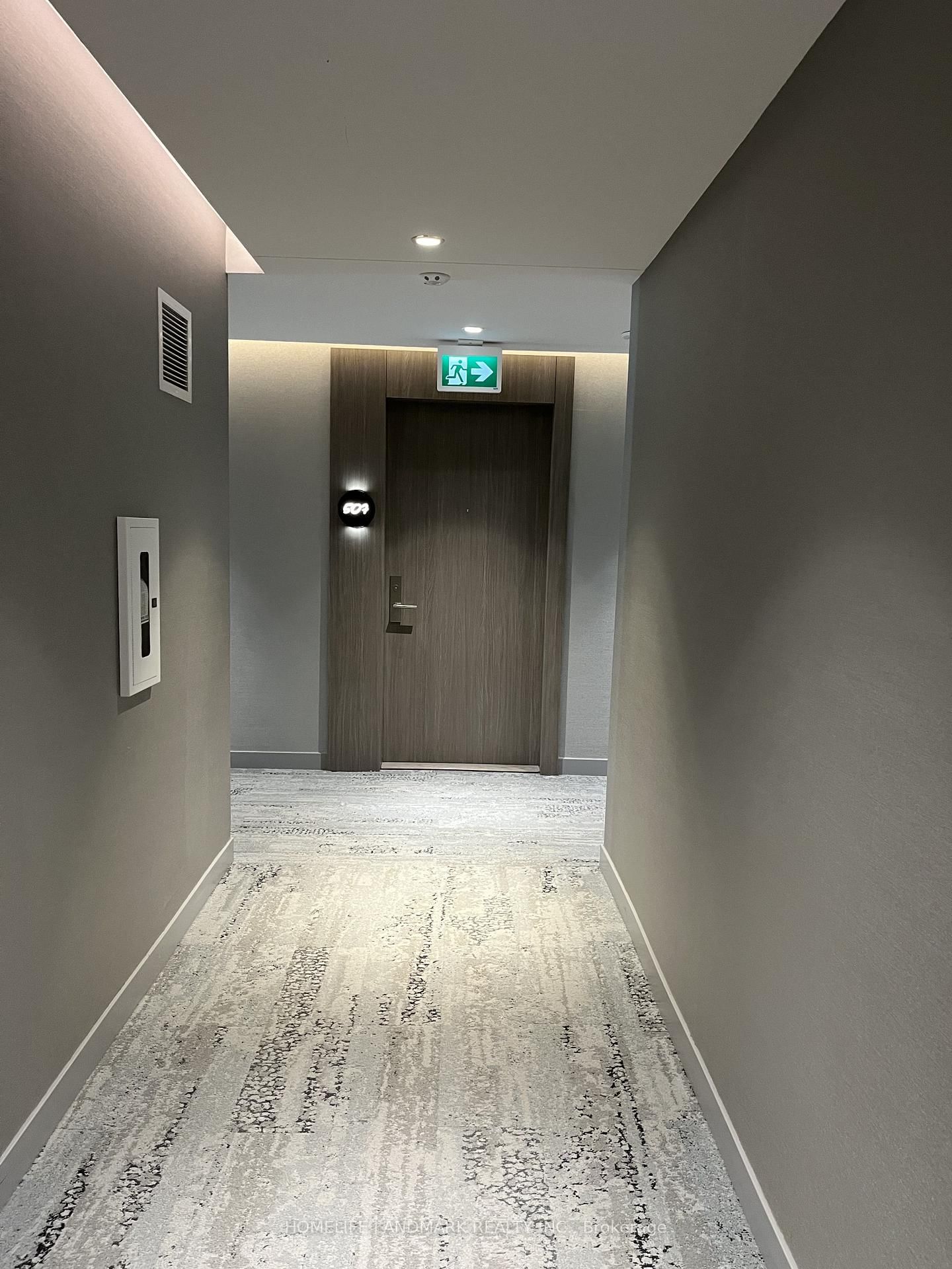 161 Roehampton Avenue, Unit 507 - Photo 3