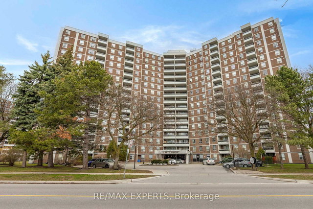 1417 - 5 Shady Golfway