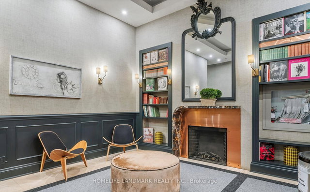 1706 - 375 King Street W