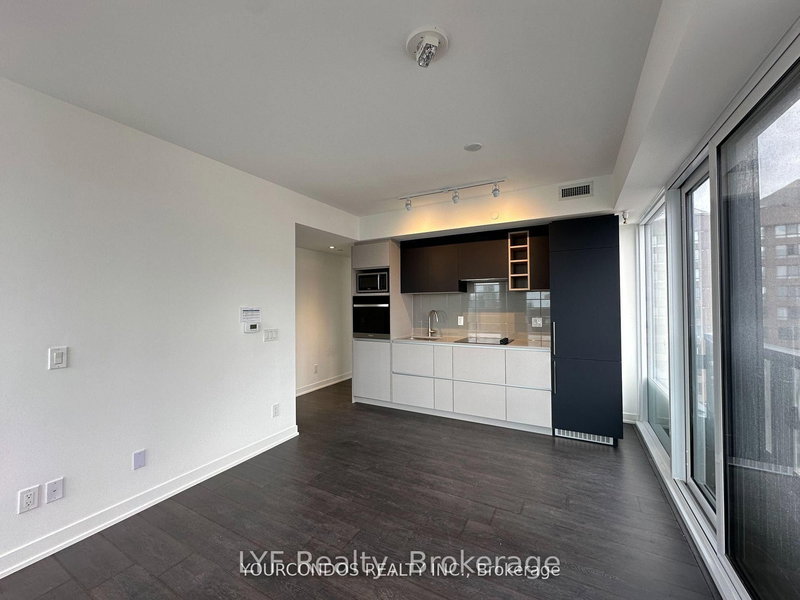 810 - 319 Jarvis St, Toronto, M5B 0C8 | Image 3