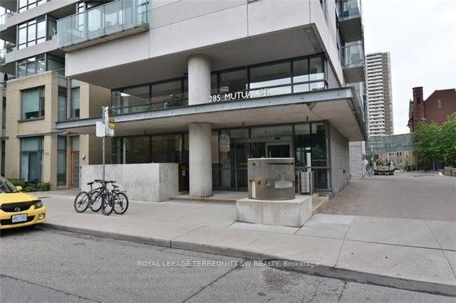 1603 - 285 Mutual Street