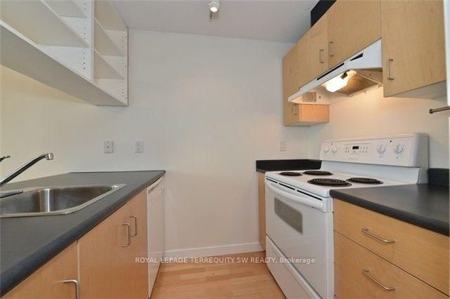 285 Mutual Street, Unit 1603 - Photo 5