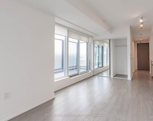 708 - 251 Jarvis Street